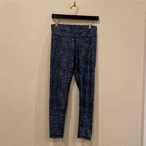 Zyia Stone Leopard Scrunchy   Leggings Size 8-10